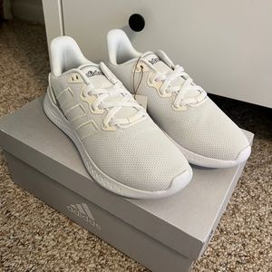 New White Adidas Tennis Shoe